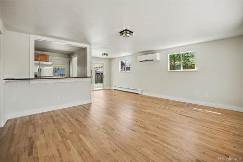 362 Salem Street Aurora CO 80011