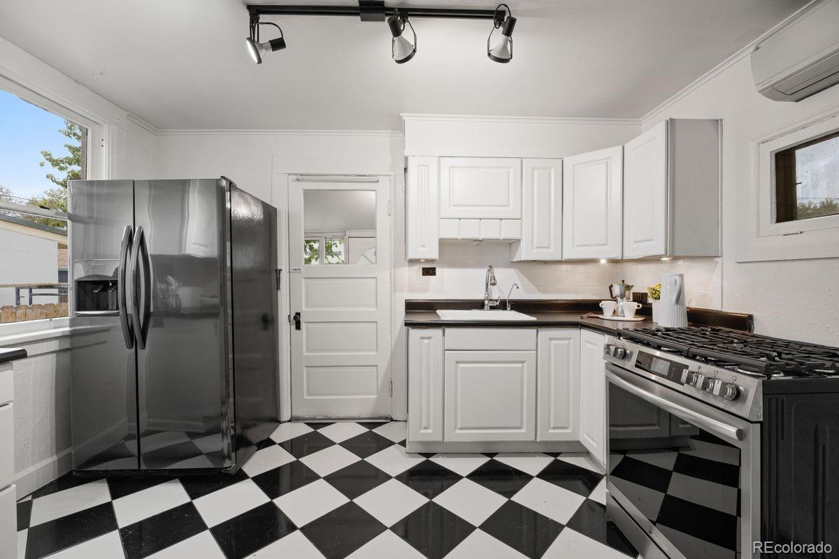 451 N Corona Street Denver CO 80218