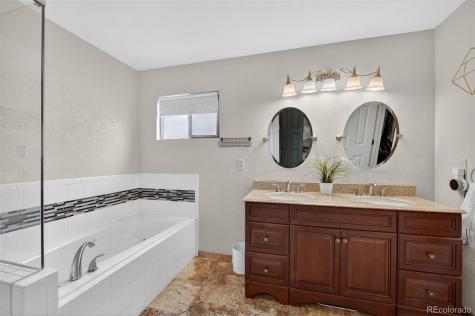 10023 W 81st Lane Arvada CO 80005