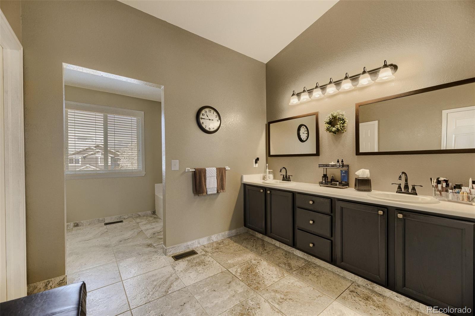 8685 Aberdeen Circle Highlands Ranch CO 80130