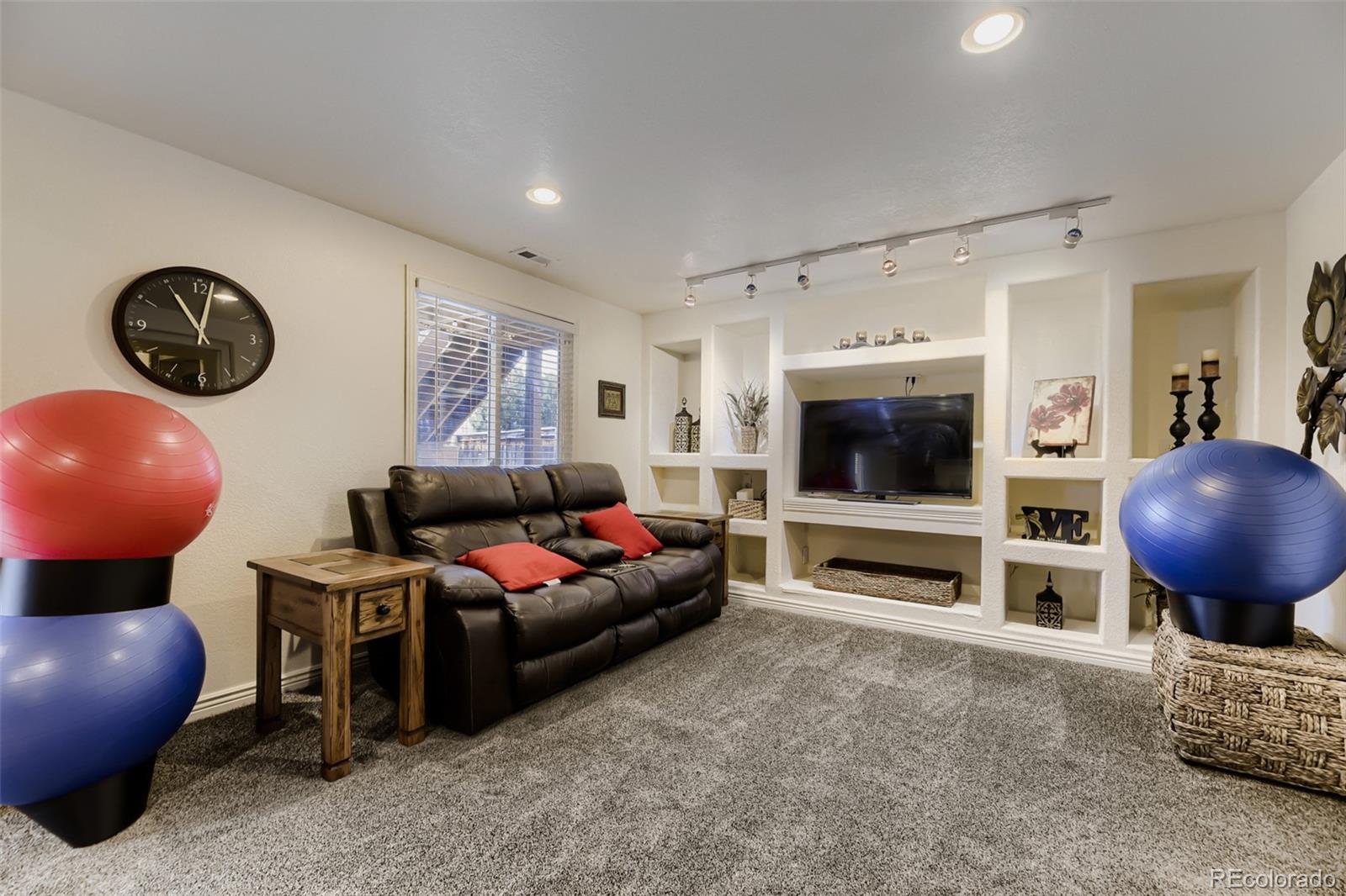 8685 Aberdeen Circle Highlands Ranch CO 80130