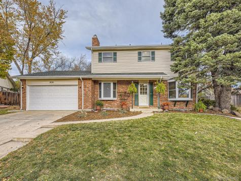 824 S Nelson Way Lakewood CO 80226
