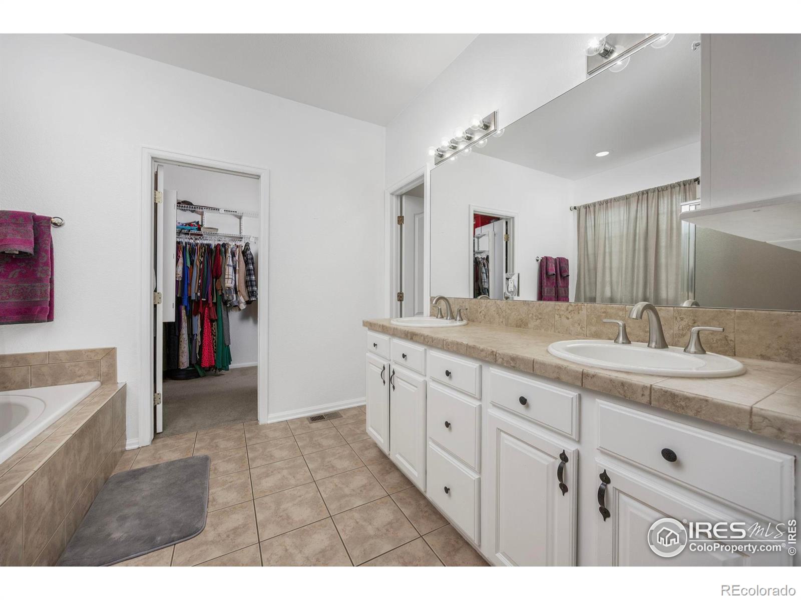 7067 S Malaya Court Aurora CO 80016