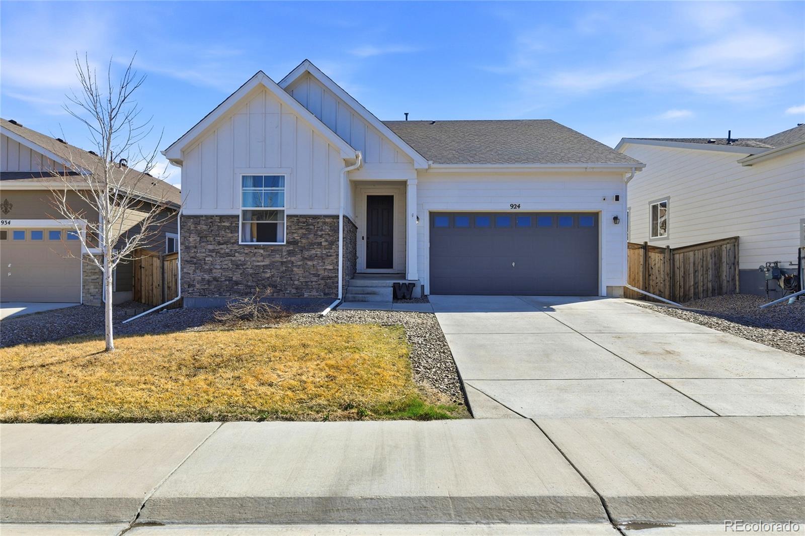 924 N Waterloo Street Aurora CO 80018