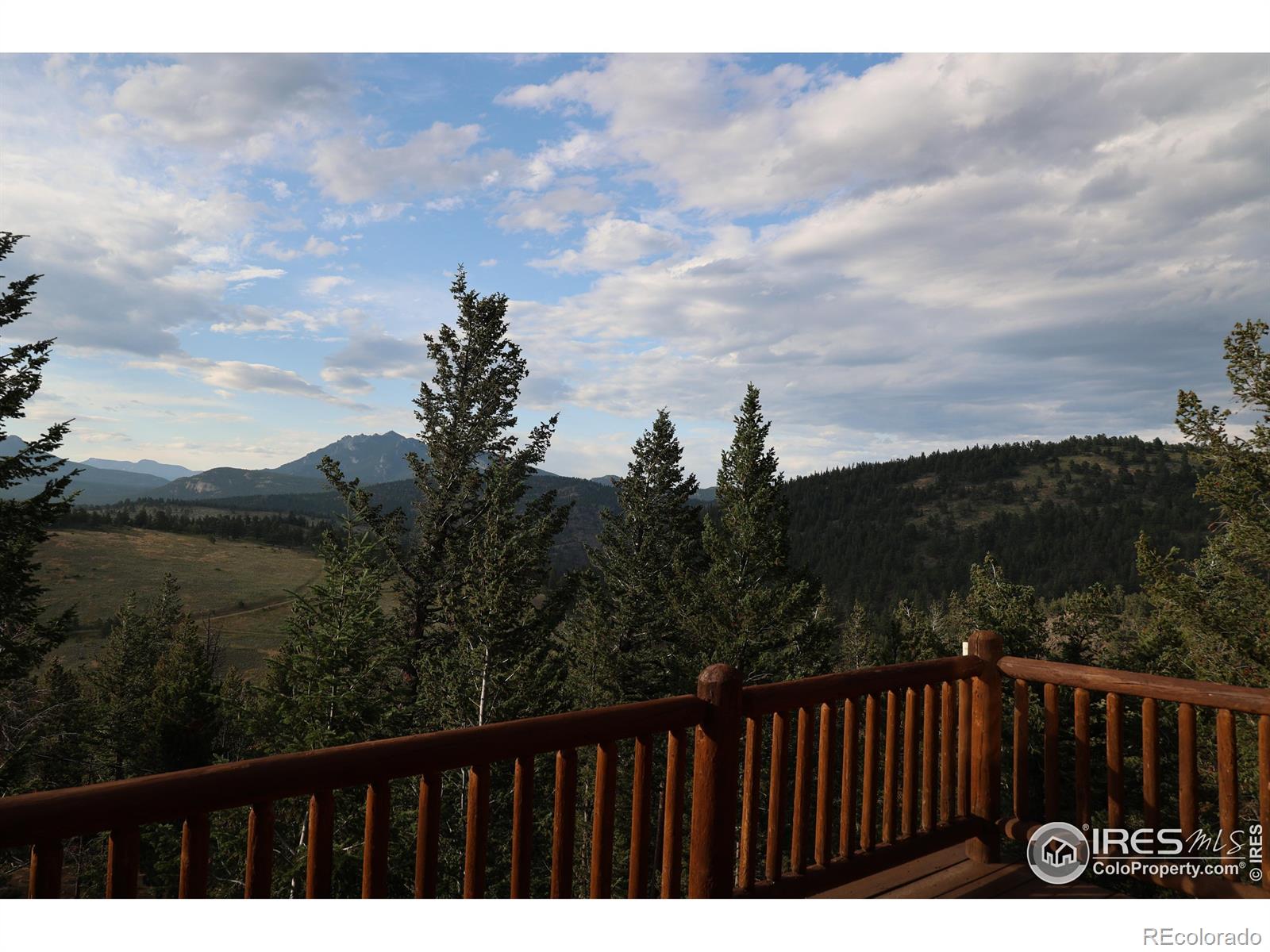 254 Arrowood Drive Lyons CO 80540