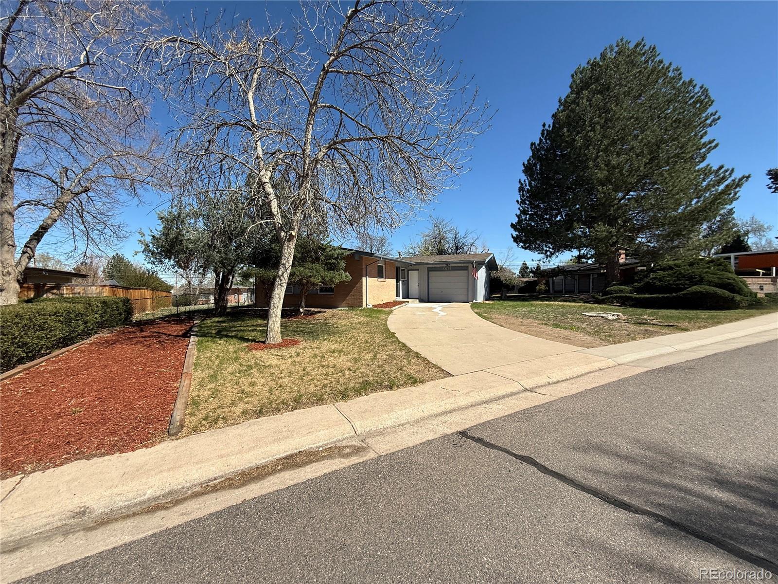5674 W Chestnut Avenue Littleton CO 80128