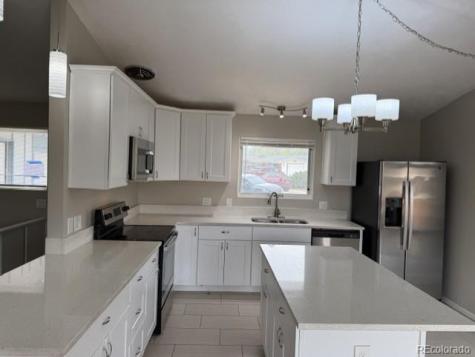5674 W Chestnut Avenue Littleton CO 80128