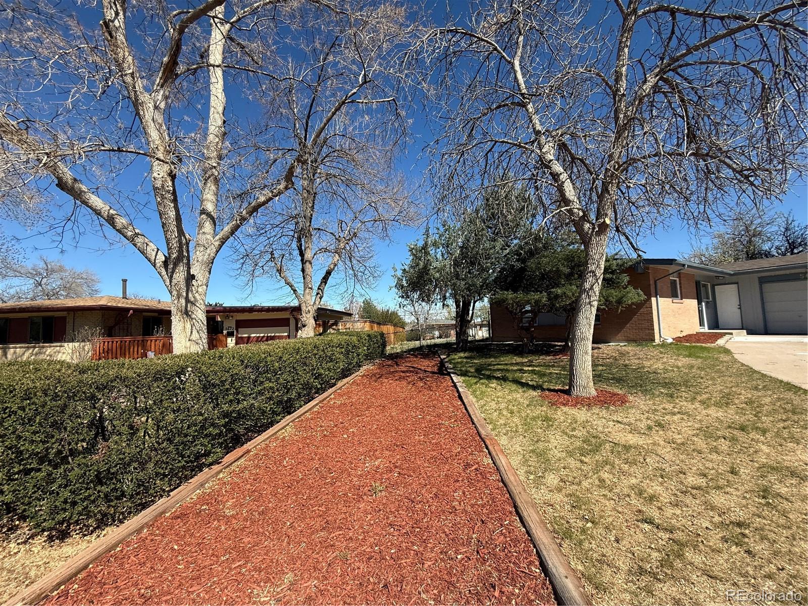 5674 W Chestnut Avenue Littleton CO 80128