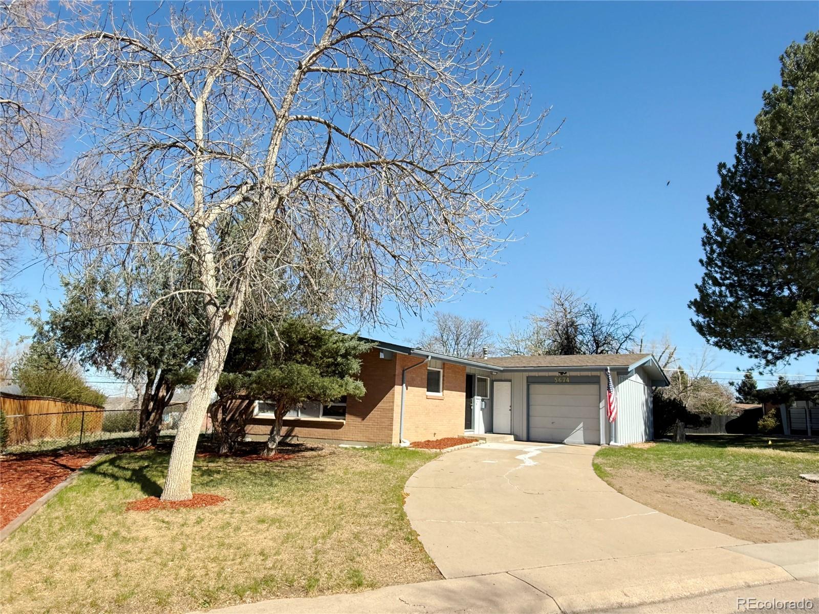 5674 W Chestnut Avenue Littleton CO 80128