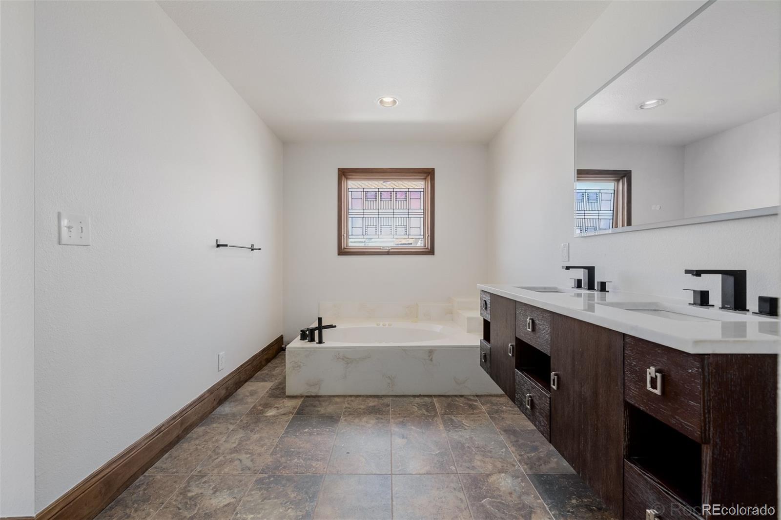 9270 W Baltic Drive Lakewood CO 80227