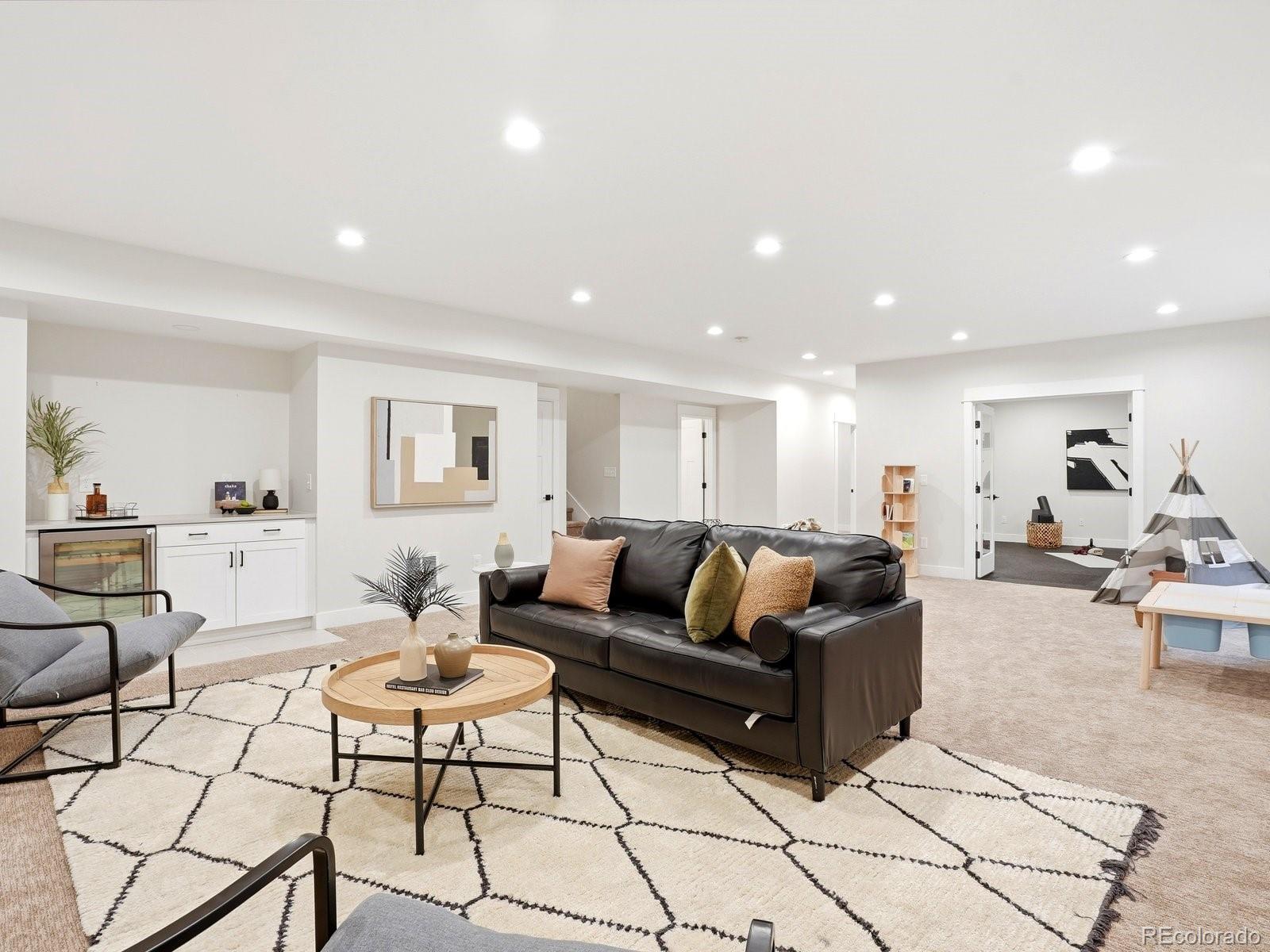 2351 N Glencoe Street Denver CO 80207