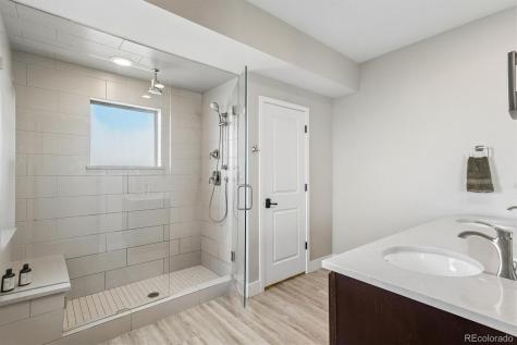 2439 S Orchard Street Lakewood CO 80228