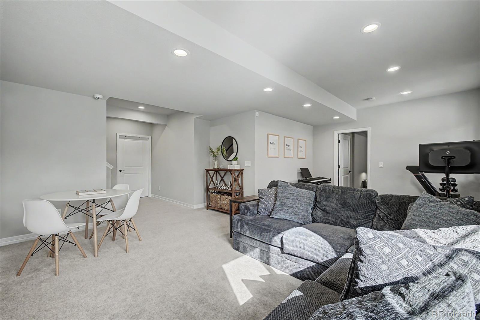 7297 S Scottsburg Way Aurora CO 80016