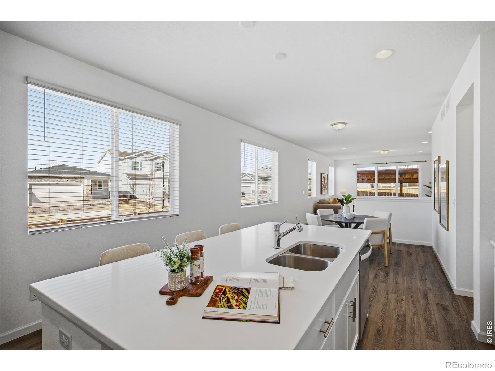 438 Overbrook Lane Longmont CO 80504