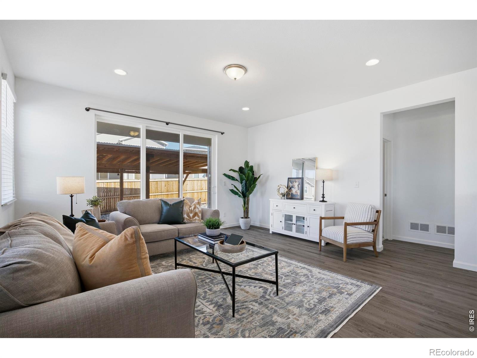 438 Overbrook Lane Longmont CO 80504