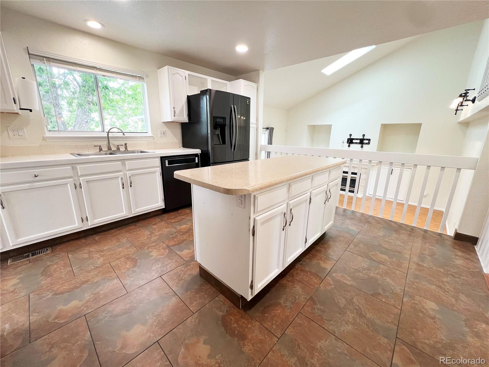 5019 S Espana Way Centennial CO 80015