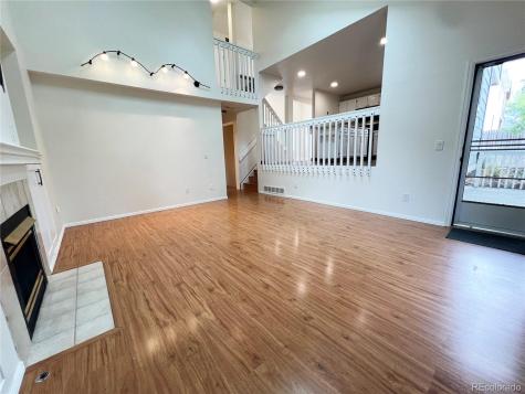 5019 S Espana Way Centennial CO 80015