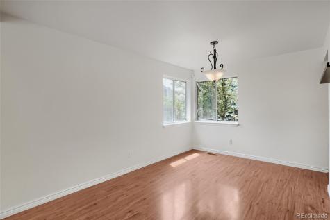 5019 S Espana Way Centennial CO 80015