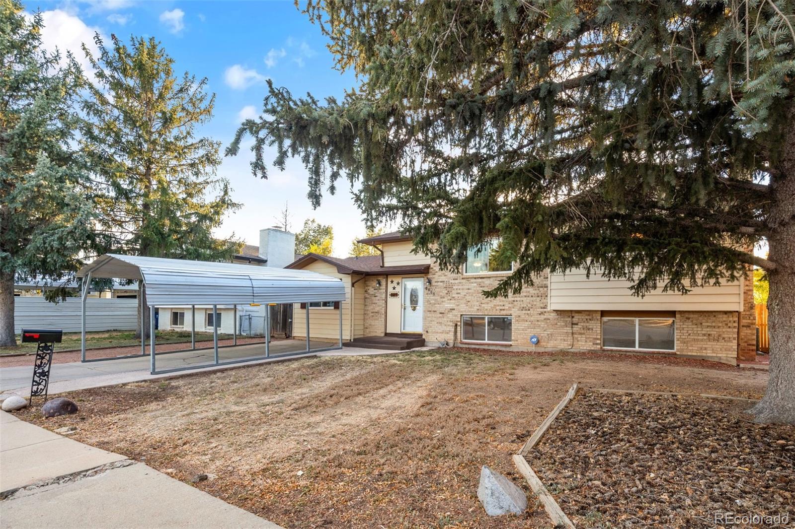 6880 Snead Street Colorado Springs CO 80911