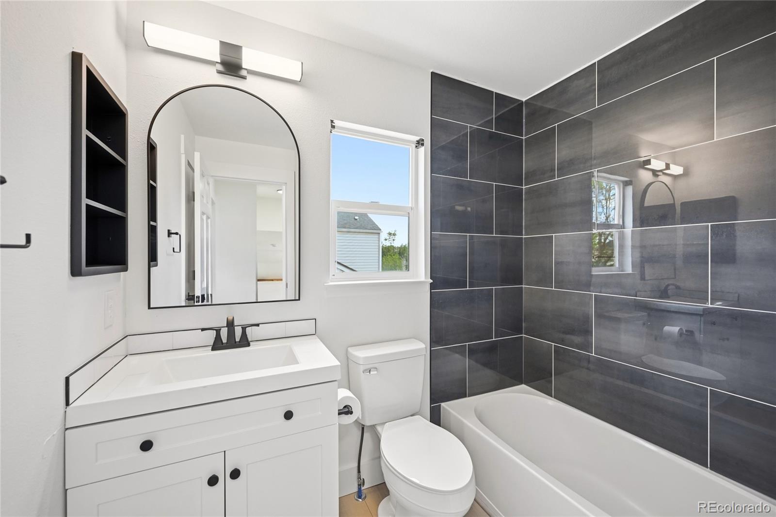 19036 E Ithaca Place Aurora CO 80013