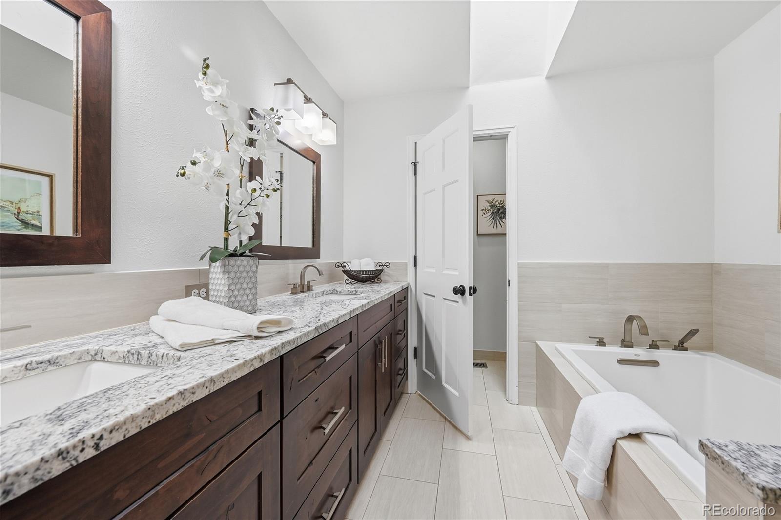 3086 E Hinsdale Avenue Centennial CO 80122