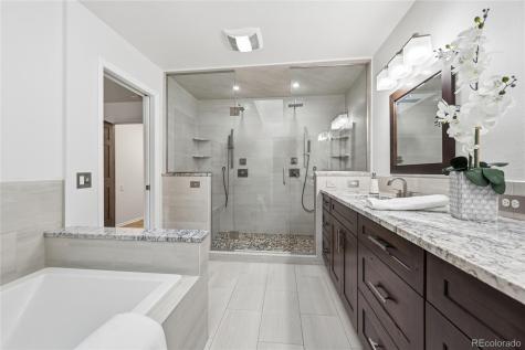 3086 E Hinsdale Avenue Centennial CO 80122