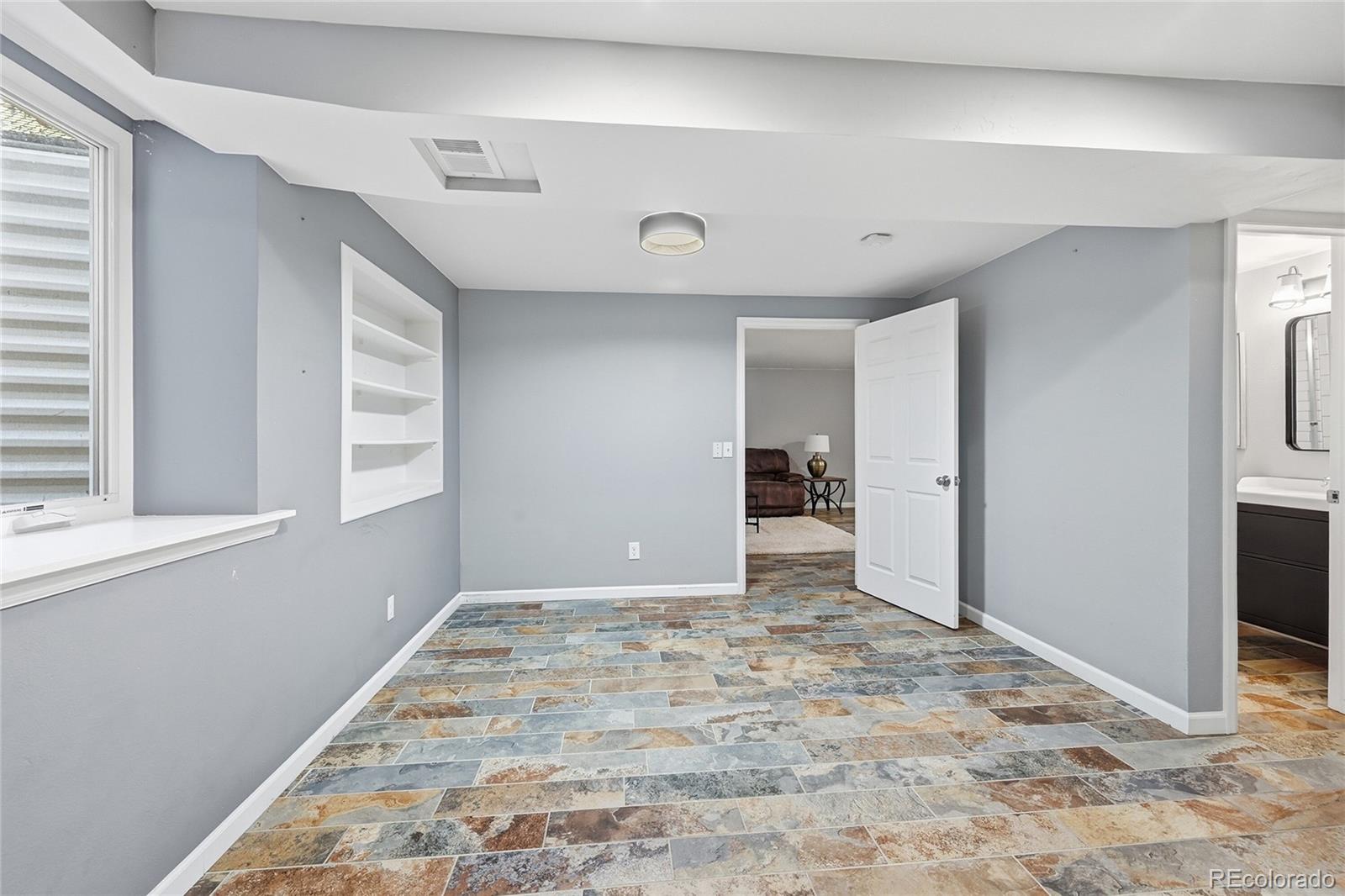 3086 E Hinsdale Avenue Centennial CO 80122