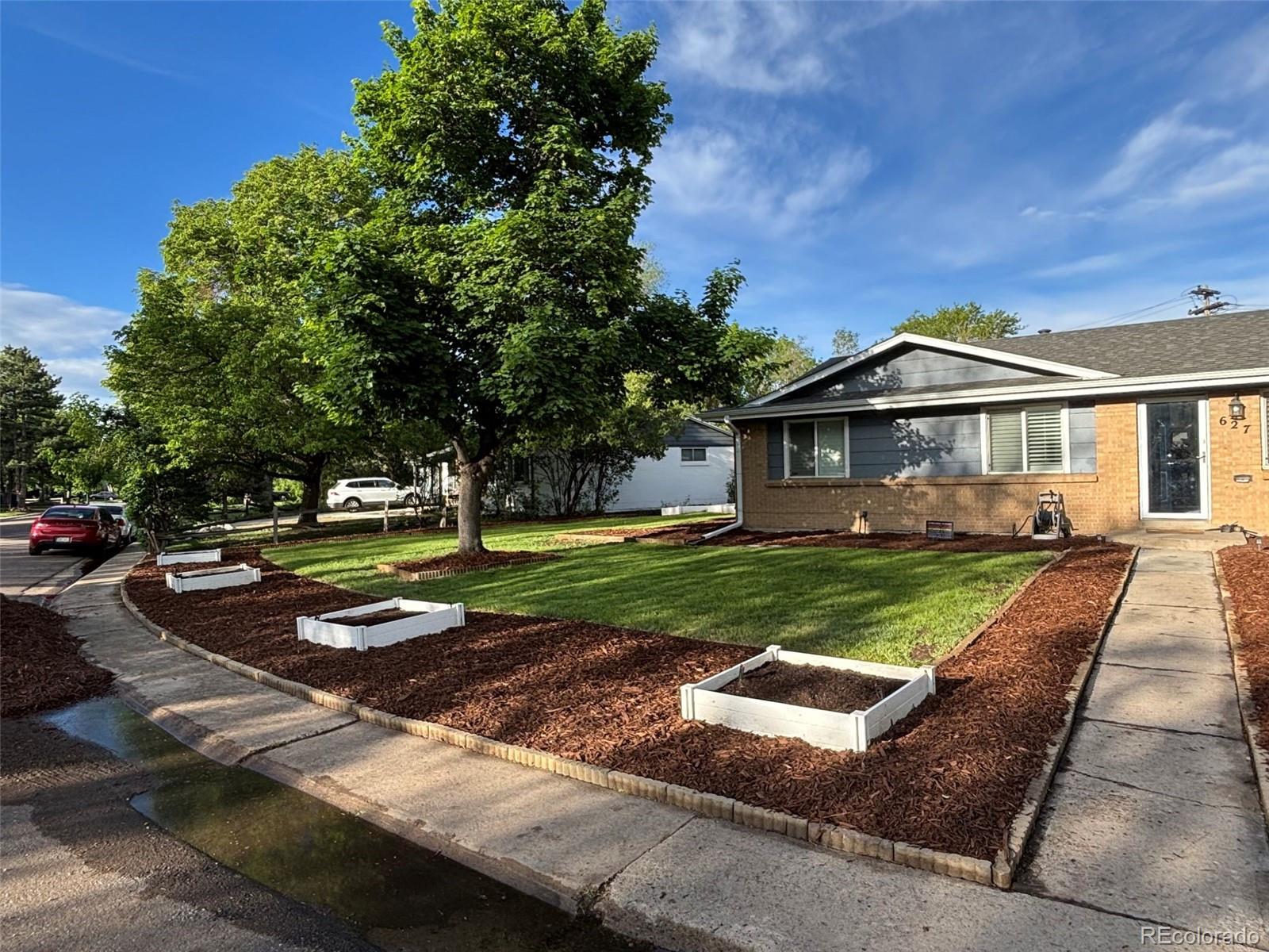 627 S Jasmine Way Denver CO 80224