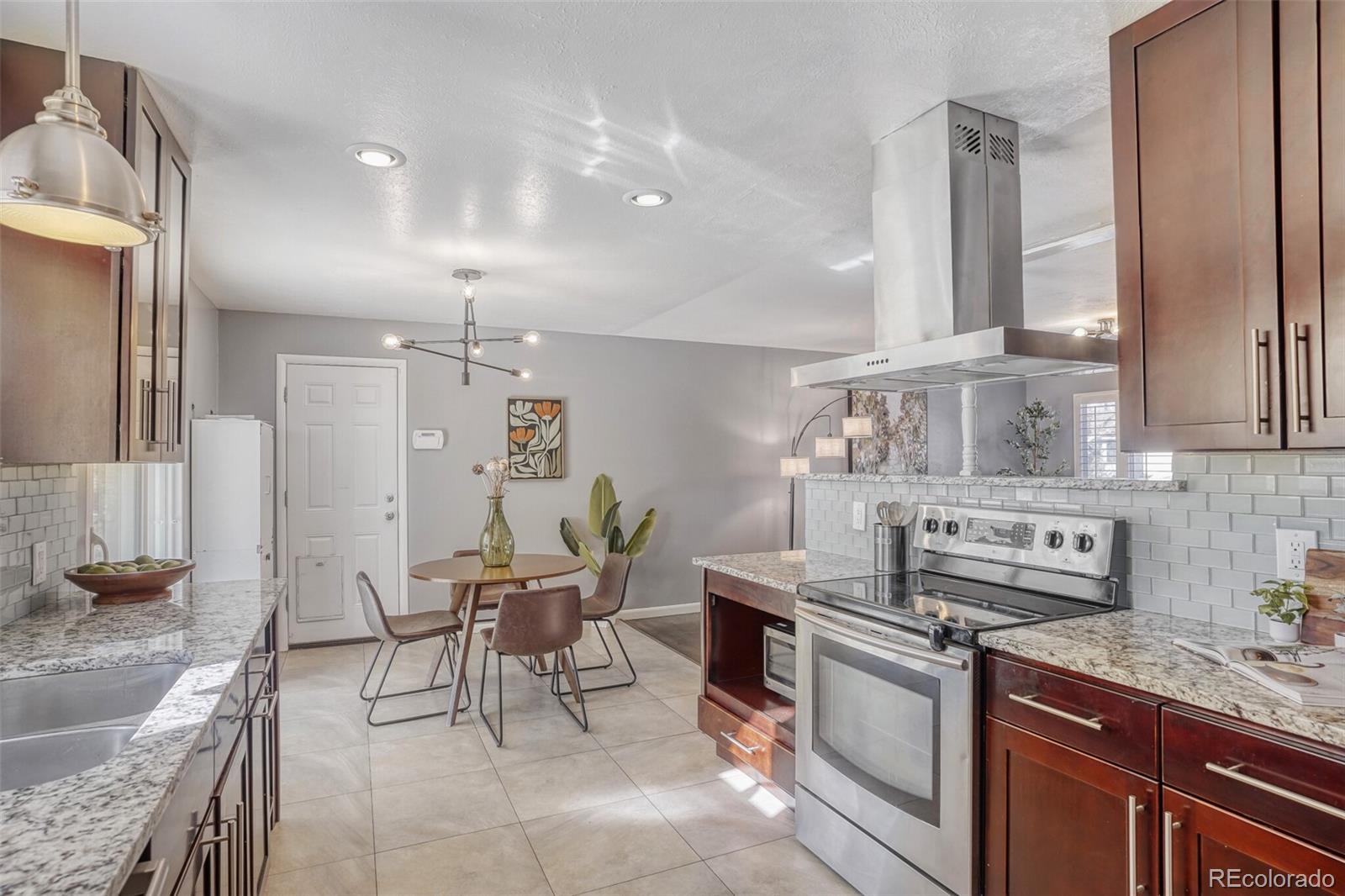 627 S Jasmine Way Denver CO 80224