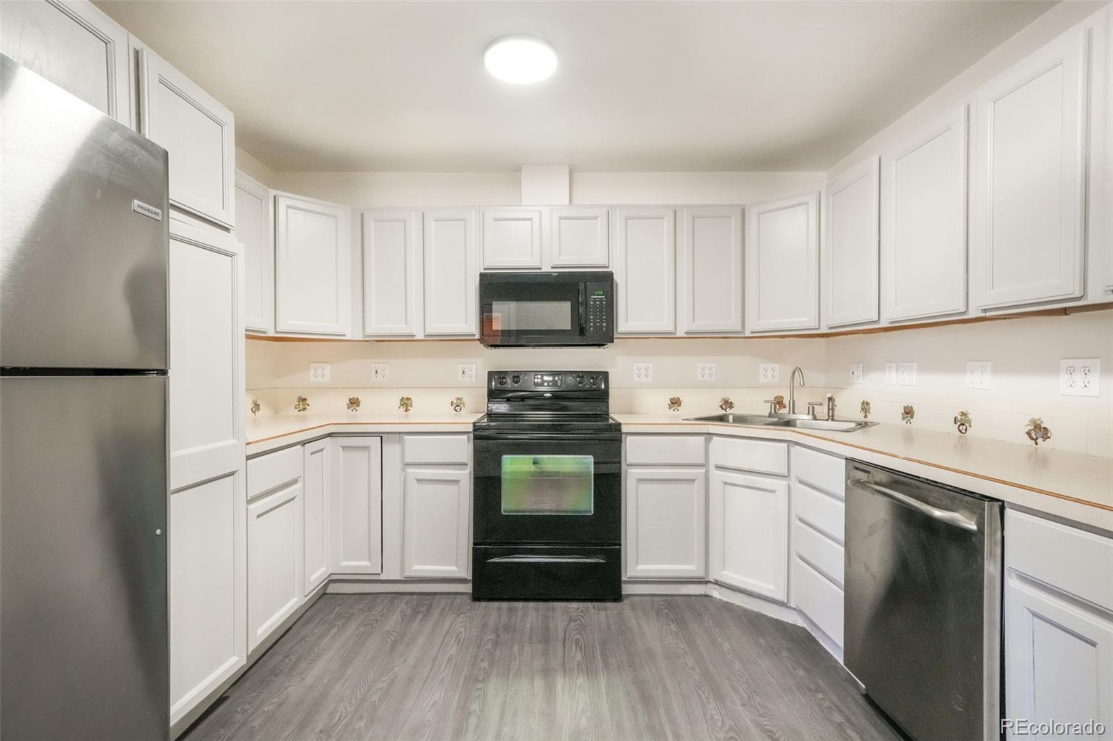 2218 E St Vrain Street Colorado Springs CO 80909