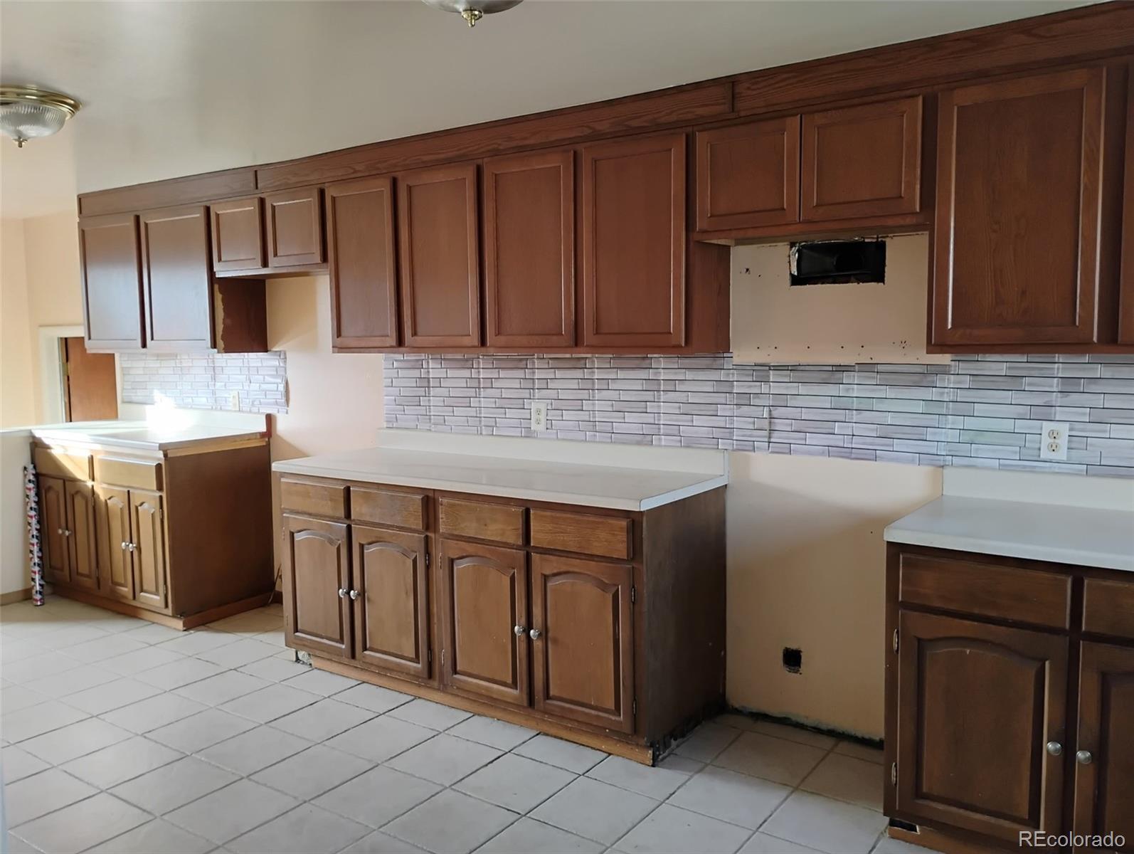 6081 E 61st Avenue Commerce City CO 80022