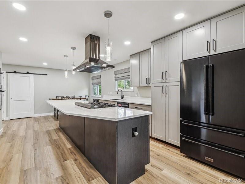 1333 W Peakview Avenue Littleton CO 80120