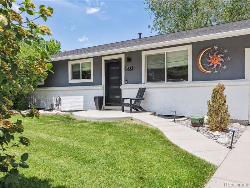 1333 W Peakview Avenue Littleton CO 80120