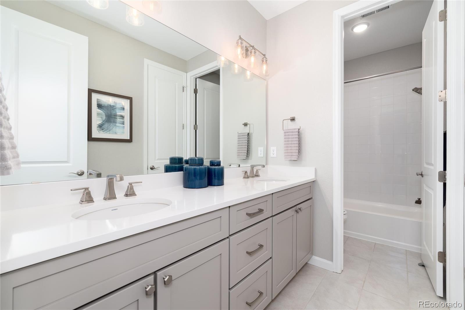27794 E Davies Drive Aurora CO 80016