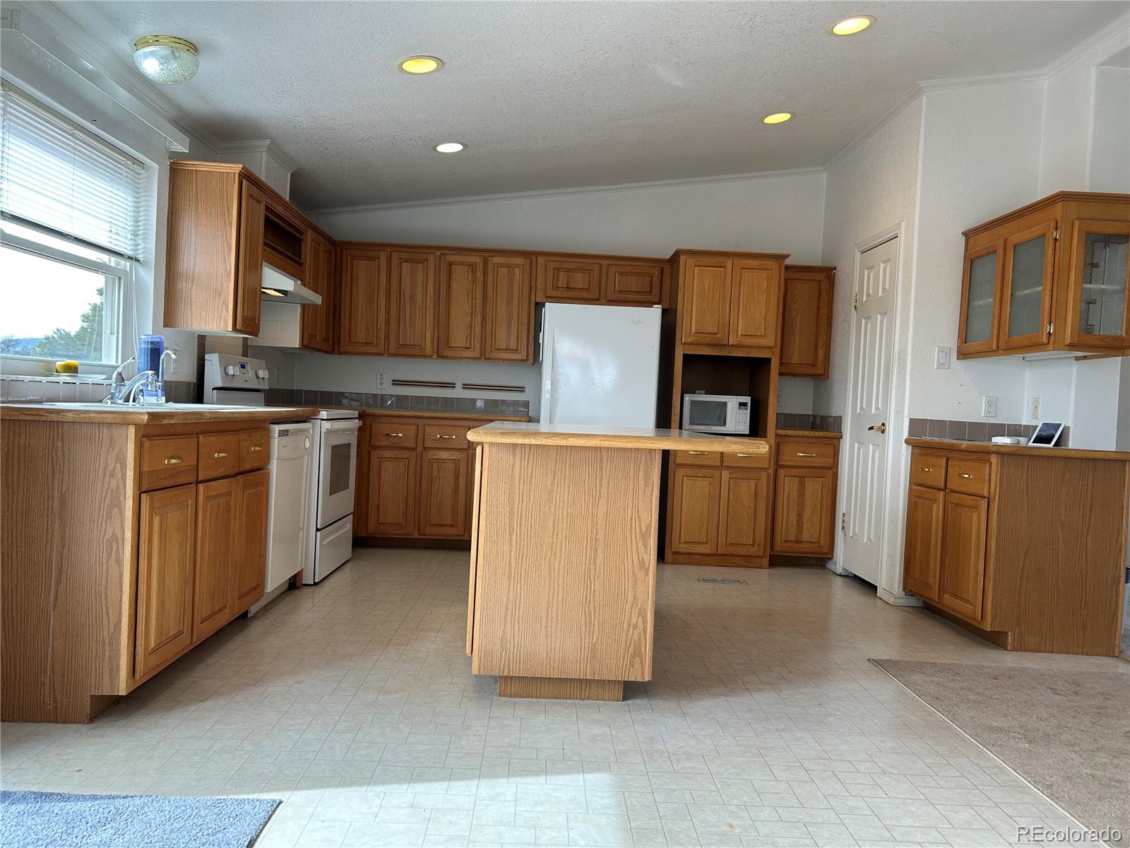 536 Seneca Circle Walsenburg CO 81089