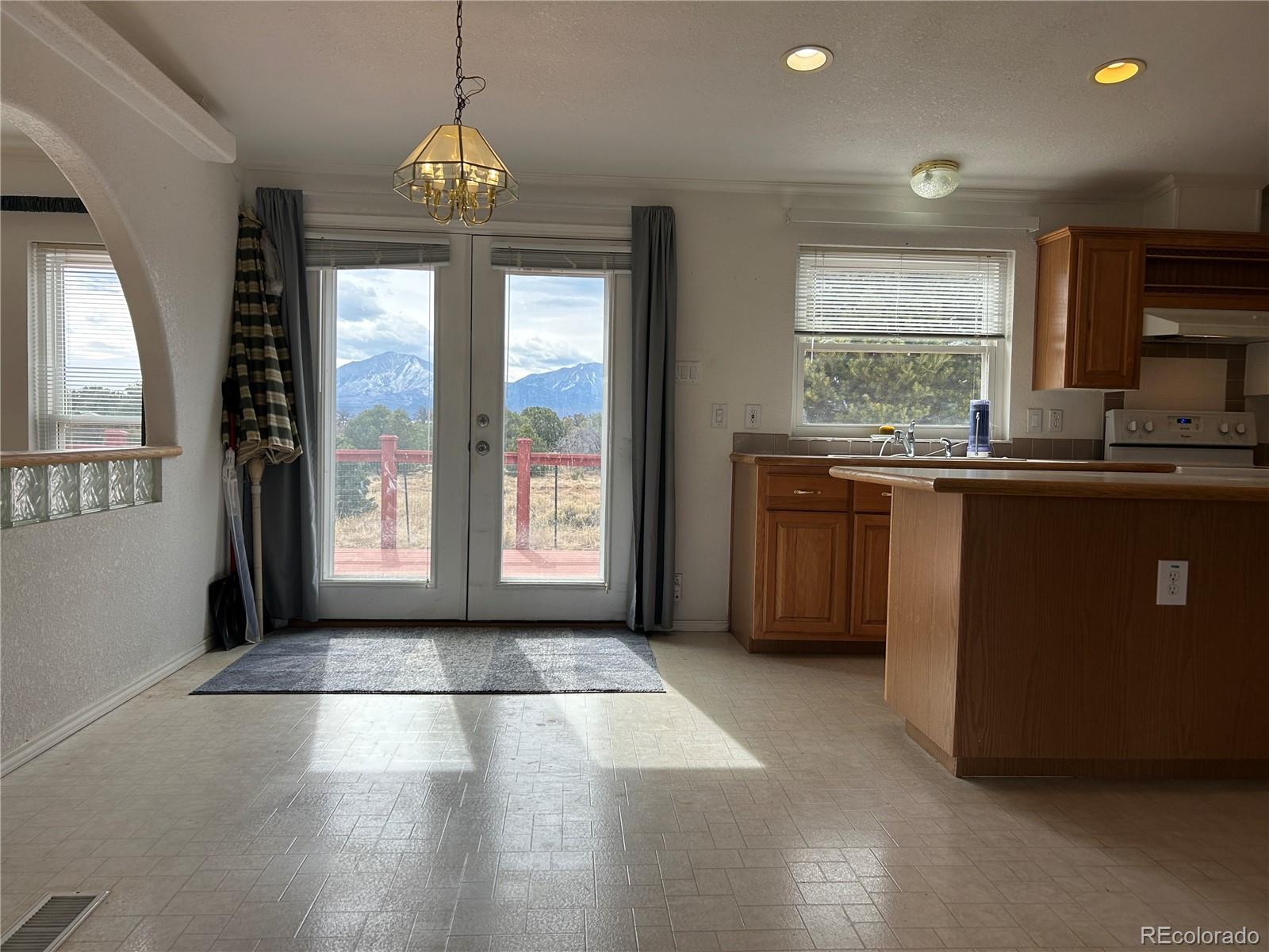 536 Seneca Circle Walsenburg CO 81089