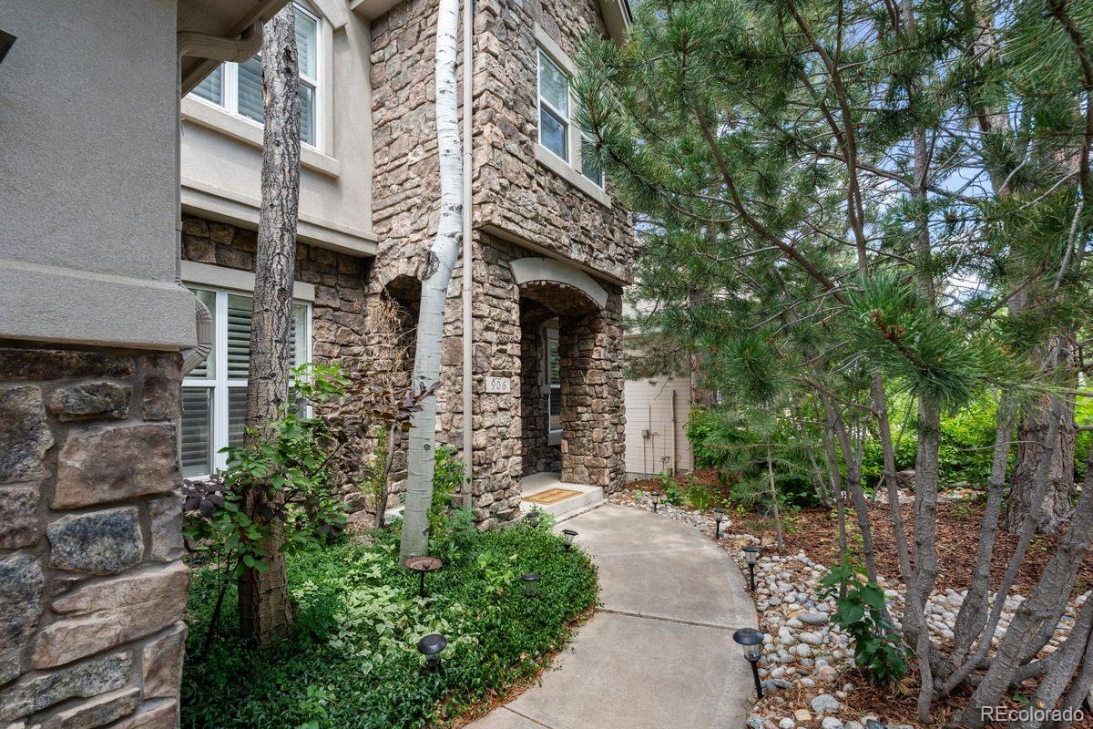 906 Greenridge Lane Castle Pines CO 80108