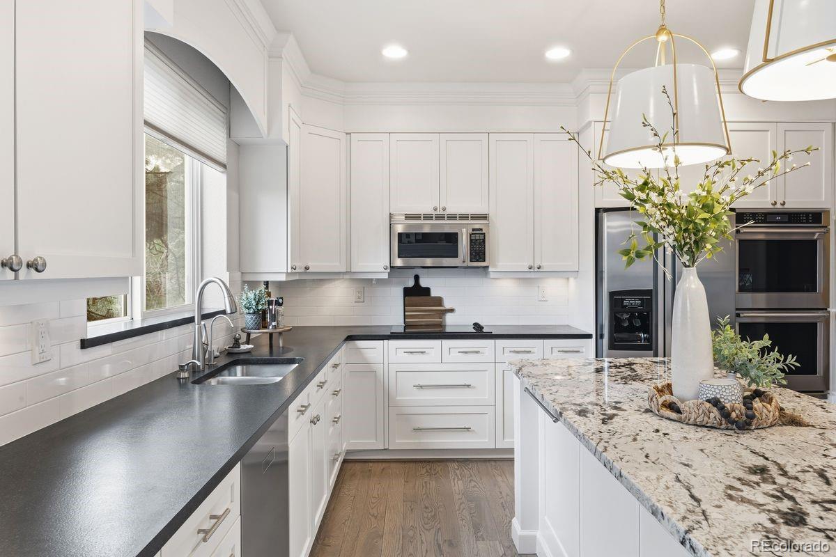 906 Greenridge Lane Castle Pines CO 80108