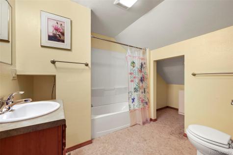 17104 Goshawk Road E Colorado Springs CO 80908