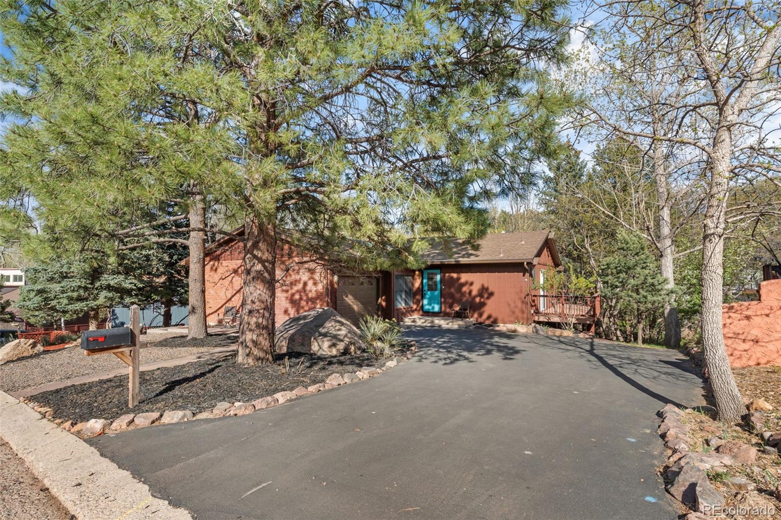 15 Stover Lane Manitou Springs CO 80829