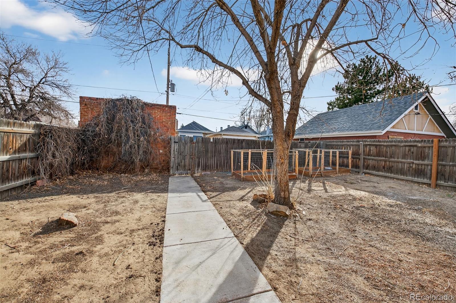 3042 W 38th Avenue Denver CO 80211