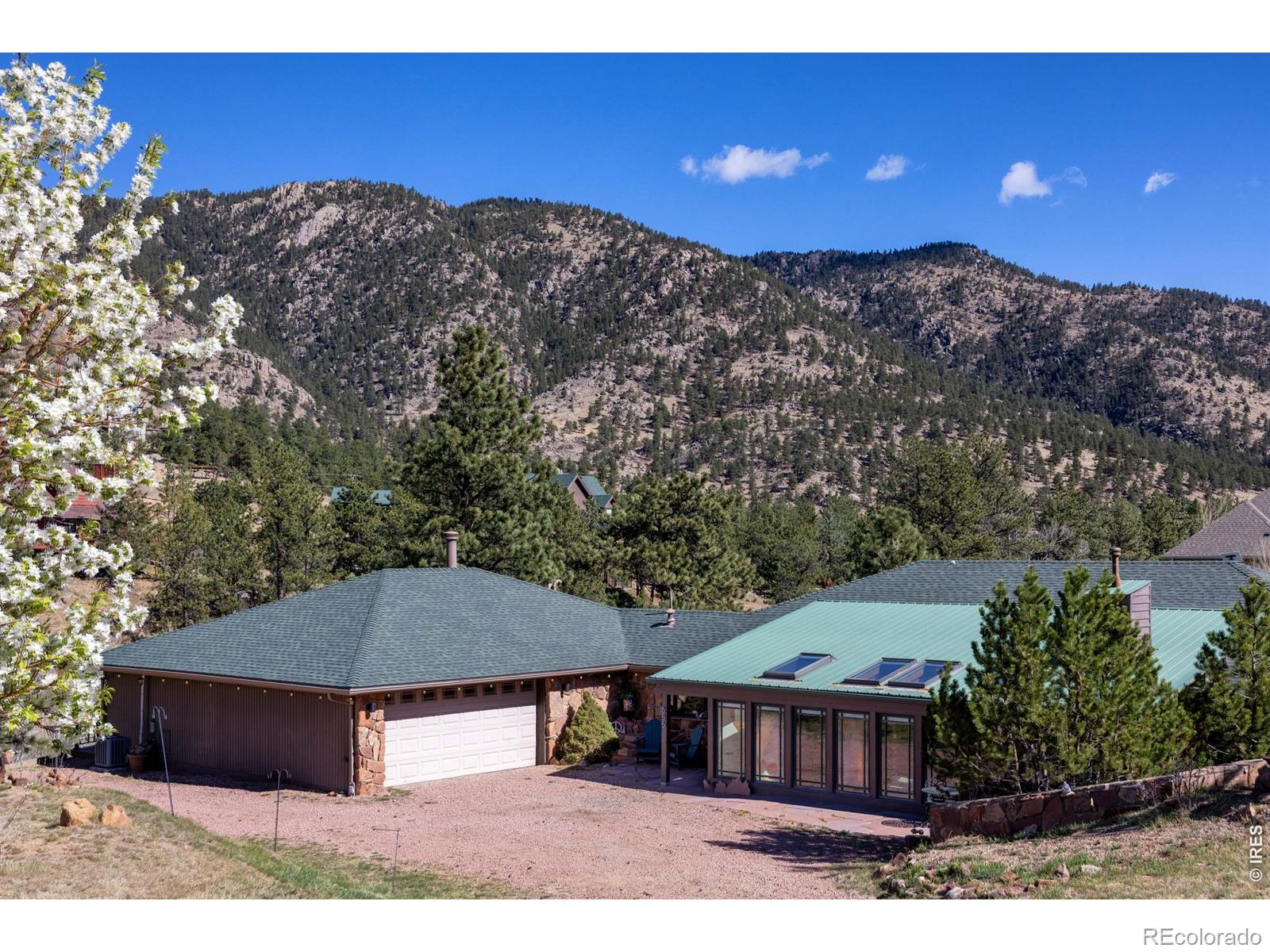 655 Kiowa Road Lyons CO 80540