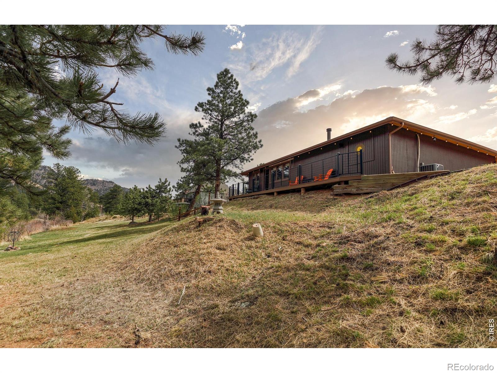 655 Kiowa Road Lyons CO 80540