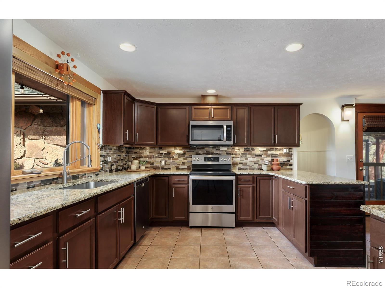 655 Kiowa Road Lyons CO 80540
