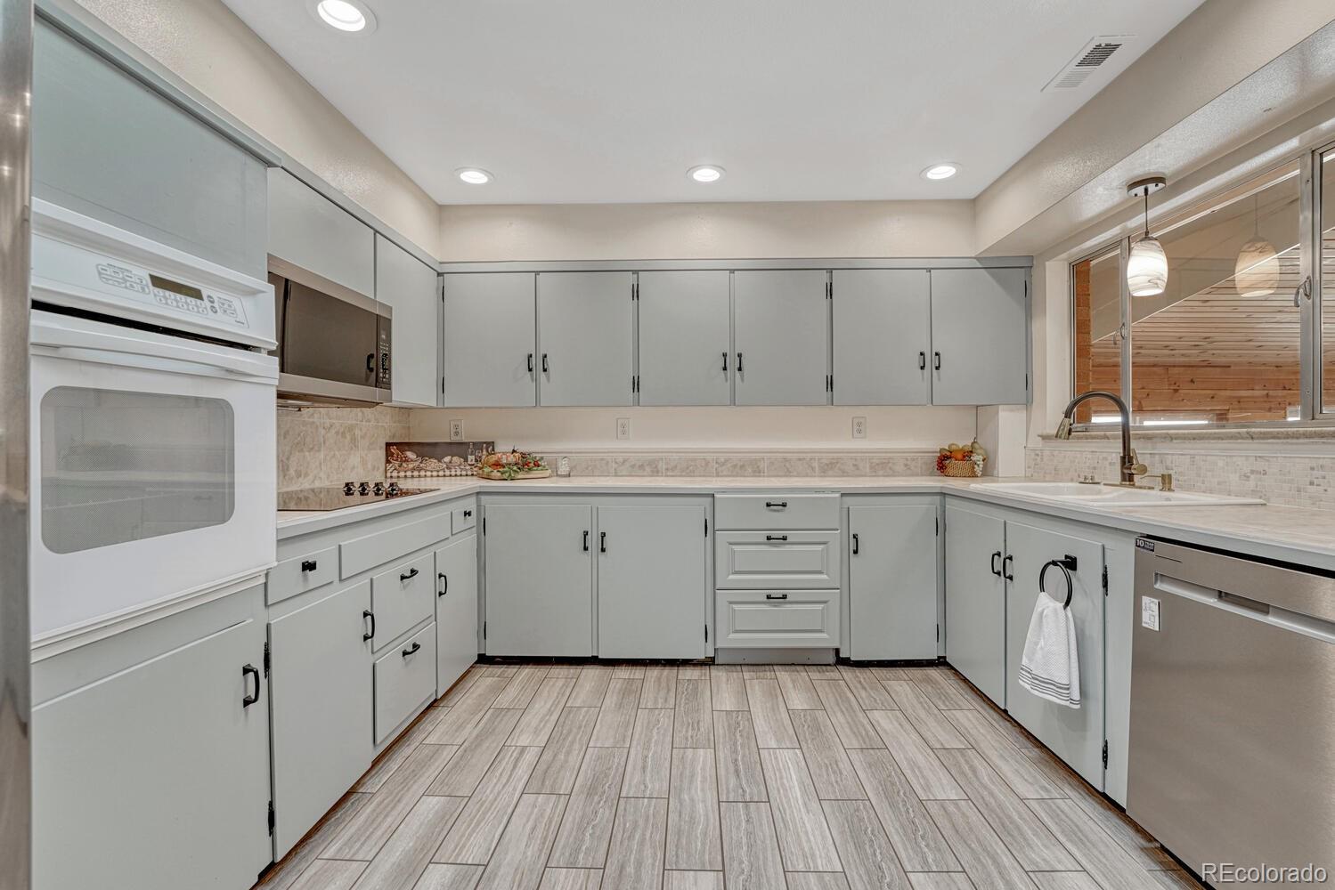 2443 Clarkson Drive Colorado Springs CO 80909