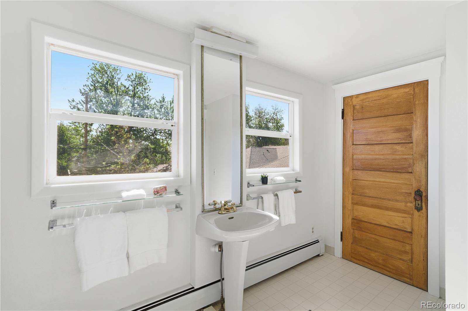 1380 S Logan Street Denver CO 80210