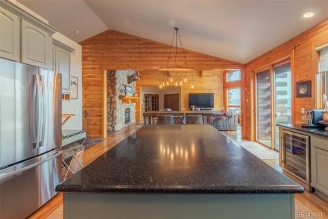 114 GCR 4624 Grand Lake CO 80447