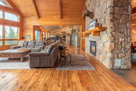 114 GCR 4624 Grand Lake CO 80447