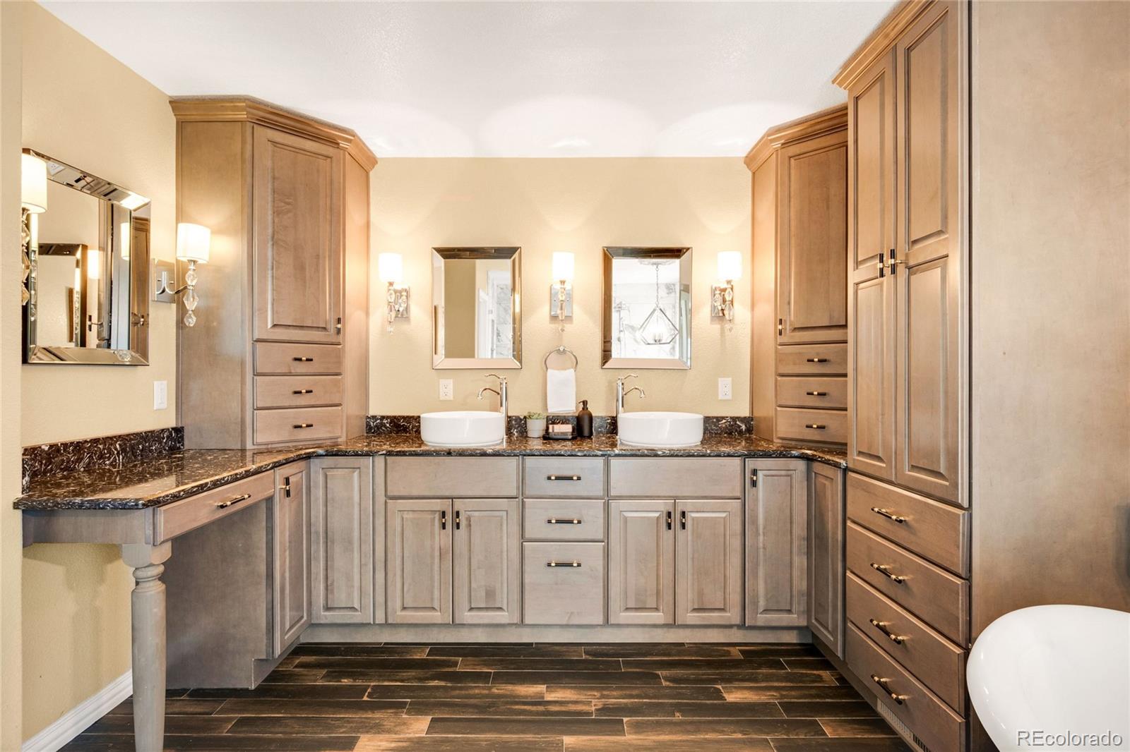 10664 Chandon Place Highlands Ranch CO 80126