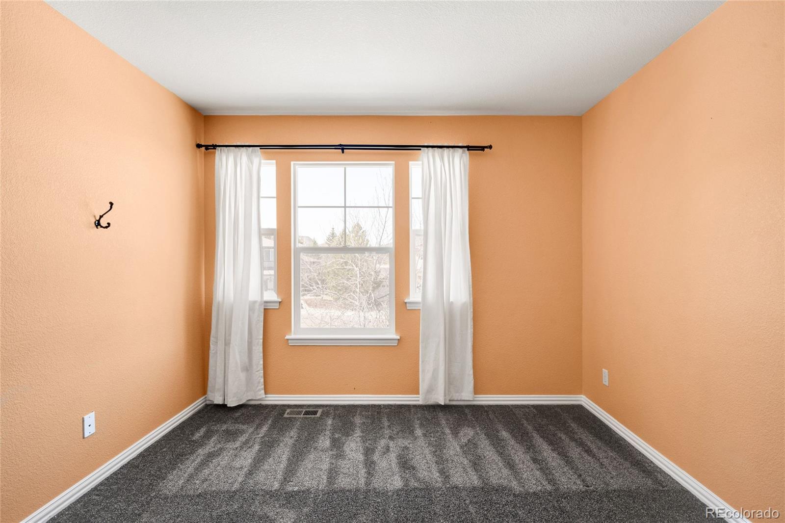 10664 Chandon Place Highlands Ranch CO 80126